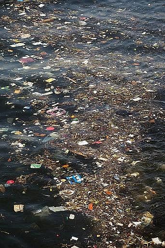 2022年液面覆蓋球廠家這個“垃圾大國”,真是讓我開眼了!